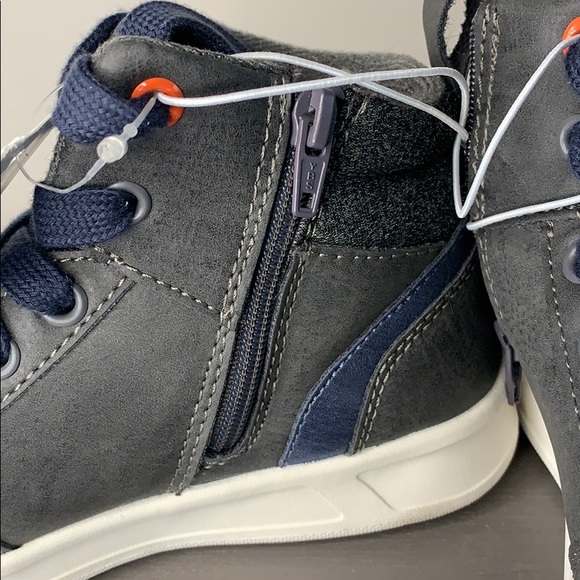 NEW “Art Class” Boys Geoff High Top Sneaks 13-6 - Picture 3 of 6